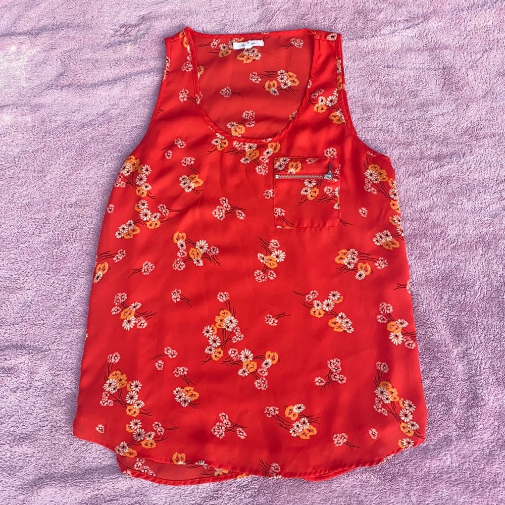 Floral Coral red scoop neck tank